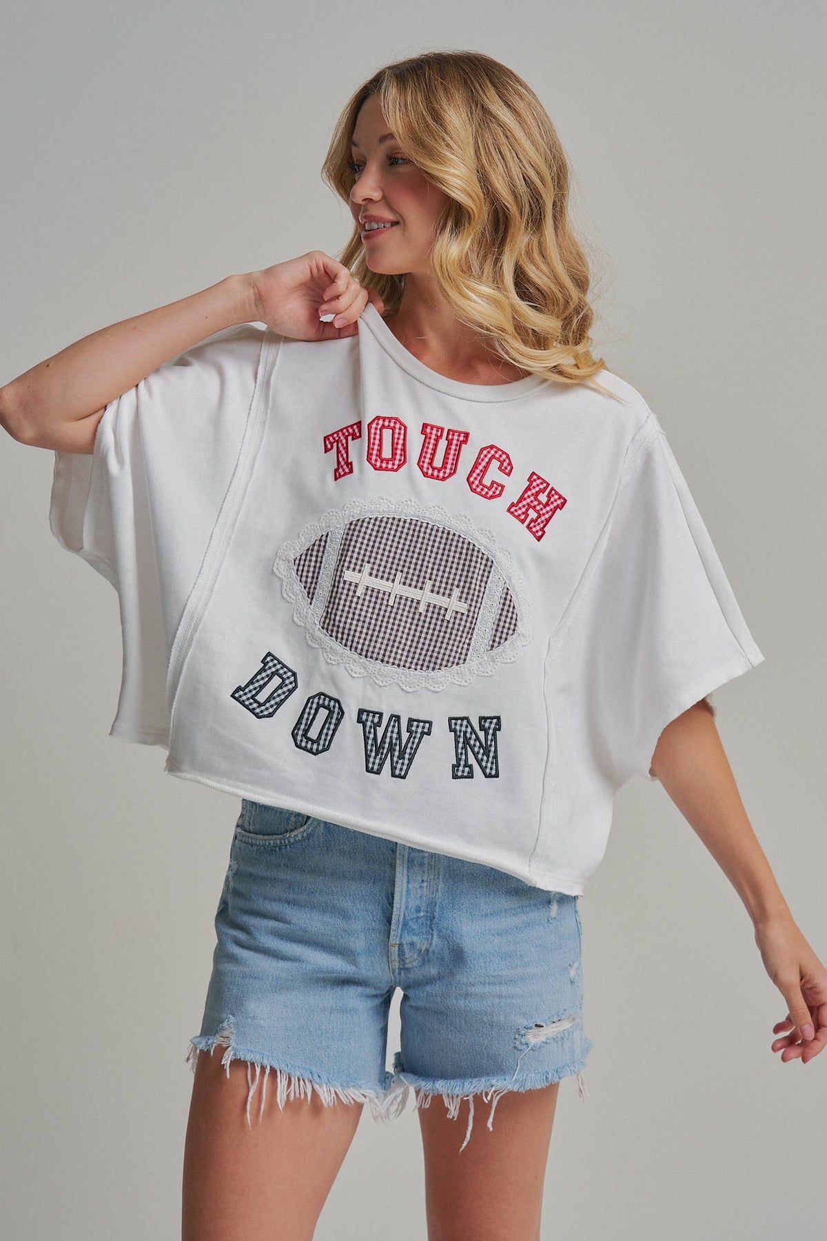 FOOTBALL TOUCHDOWN LETTER PATCH GAMEDAY KNIT TOP - OFF WHITE