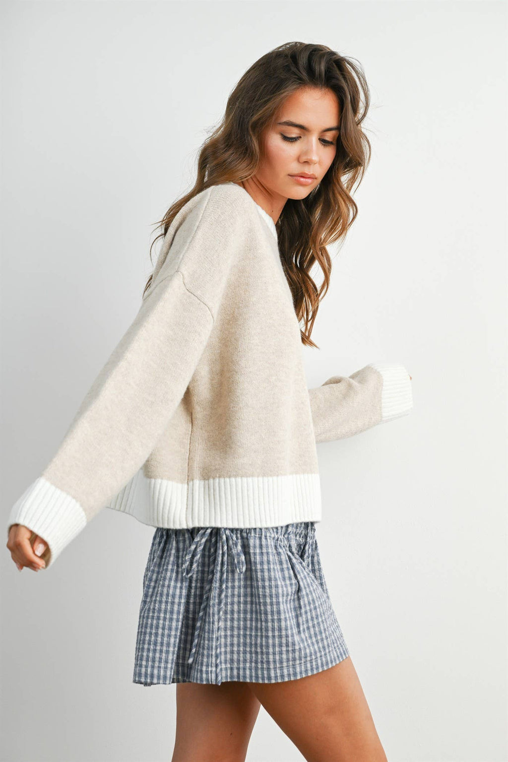 Cozy Contrast Trim Sweater - TAUPE and IVORY