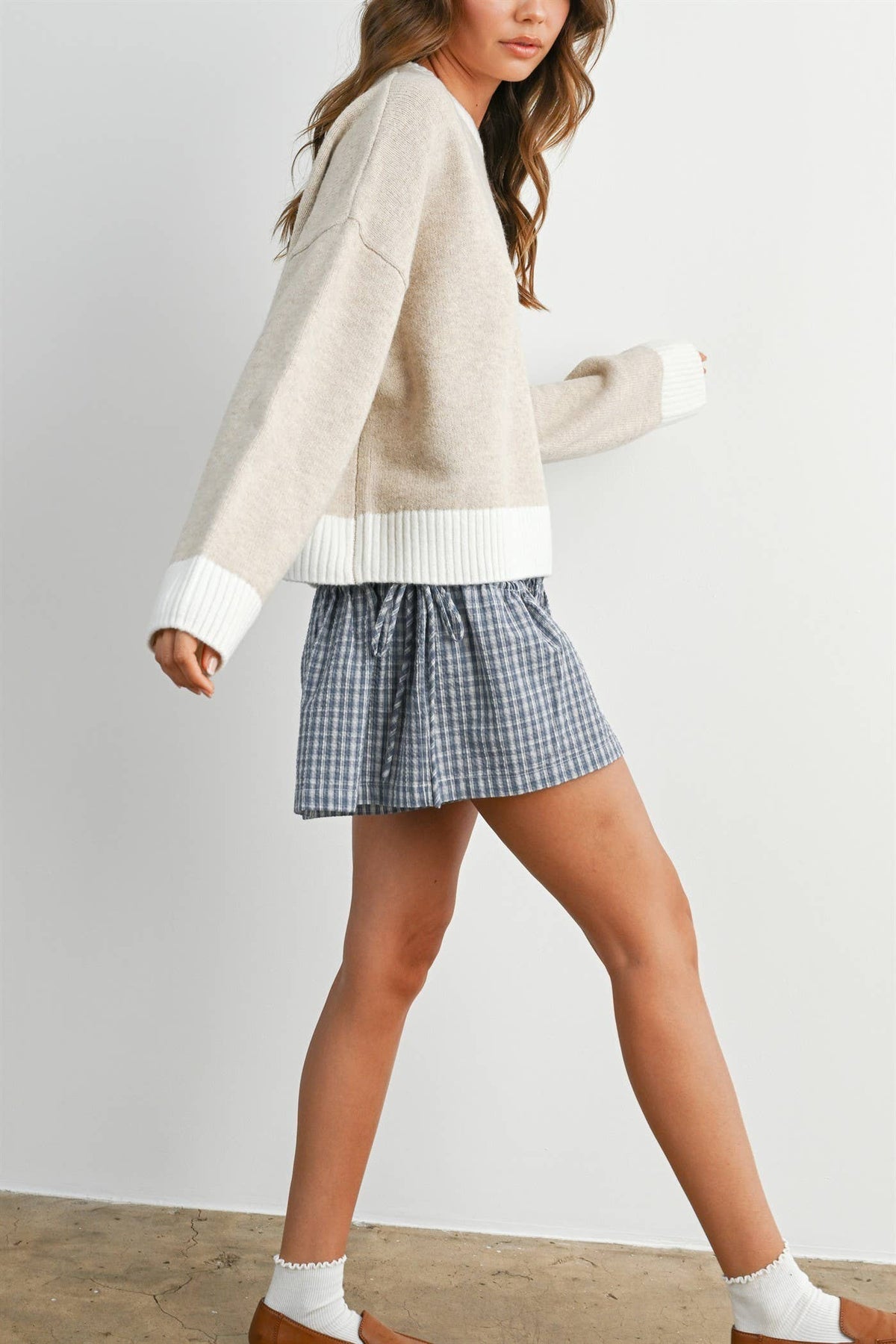 Cozy Contrast Trim Sweater - TAUPE and IVORY